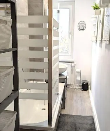 Moderne Mit Stellplatz Im Neuseenland Appartement Neukieritzsch